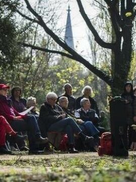 Le cimetière lesbien de Berlin est ouvert